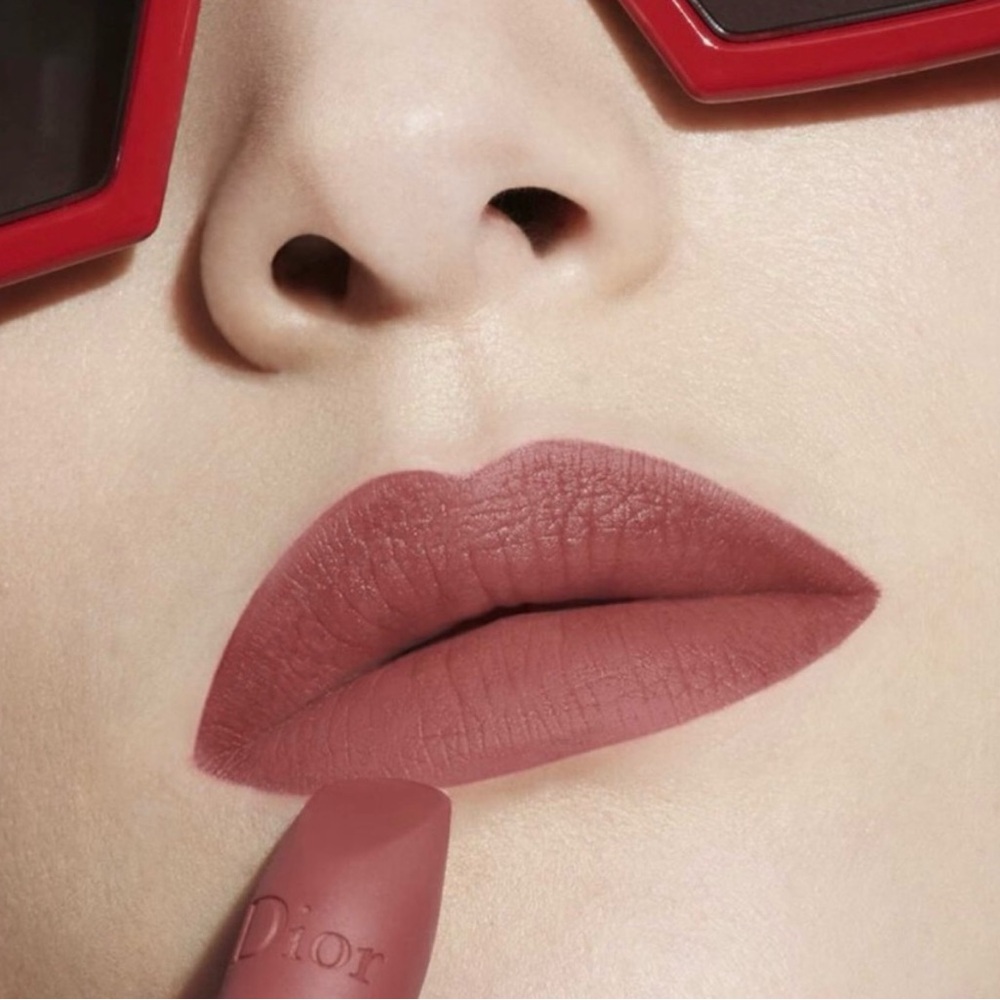 Dior - Rouge Dior | 772 Classic Satin Balm - Refillable | NWOB | Full- Size - Picture 6 of 12
